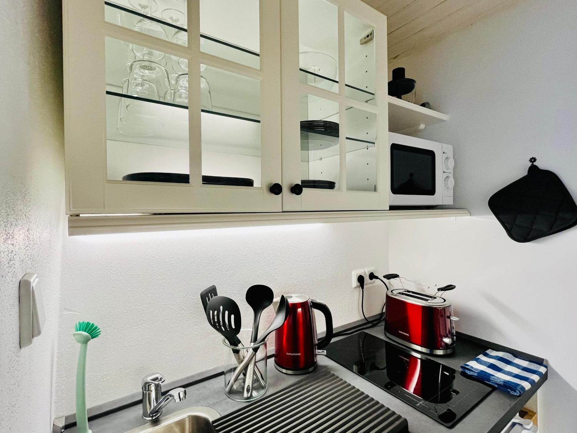 Aycatcherhomes - Lage I Zentral I Altstadt I Naehe Fluss Lahn I Wlan I Parterre Boutique Orion Apartment *